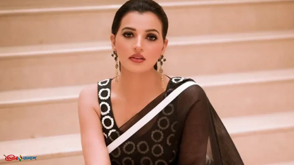নারীদের আত্মবিশ্বাসী হওয়ার আহ্বান বর্ষার