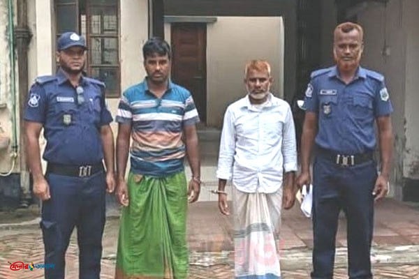 সিরাজগঞ্জে ফুটবল খেলা নিয়ে দ্বন্দ্বে ছুরি মেরে যুবককে হত্যার ঘটনায় দুজন গ্রেপ্তার