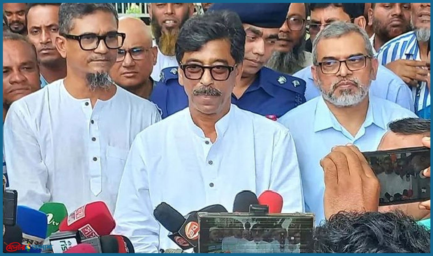 দেশে সারের কোনো সংকট নেই , মজুতের চেষ্টা করলে ব্যবস্থা: ফেনীতে কৃষিমন্ত্রী 