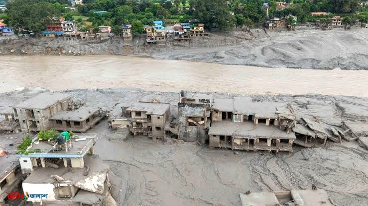 উদ্ধার অভিযানে বিদেশি সহায়তা প্রত্যাখ্যান করছে নেপাল