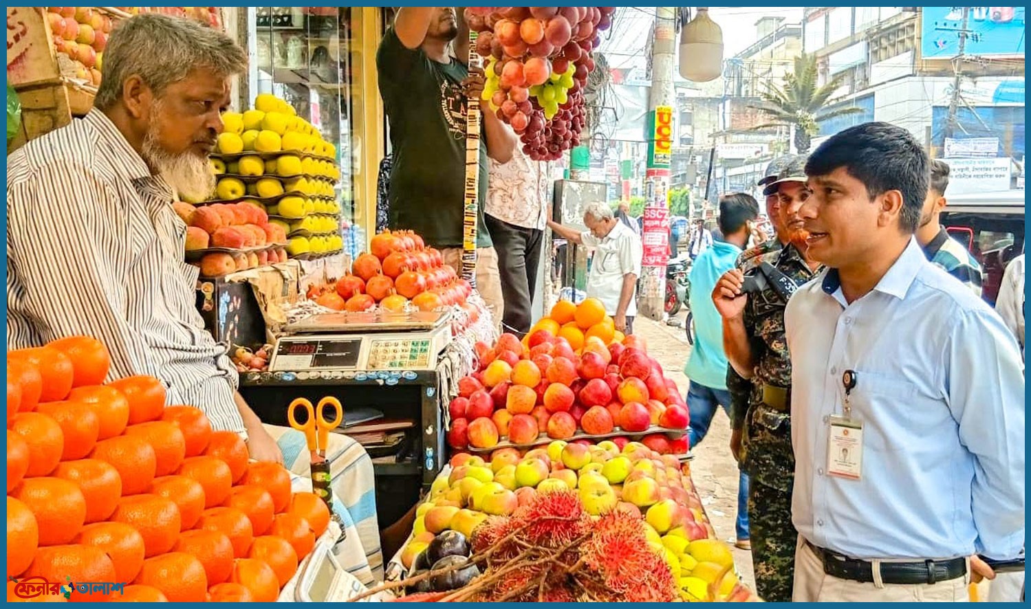 ফেনীতে অতিরিক্ত দামে ফল বিক্রি, ৩ ব্যবসায়ীকে ১৫ হাজার টাকা জরিমানা